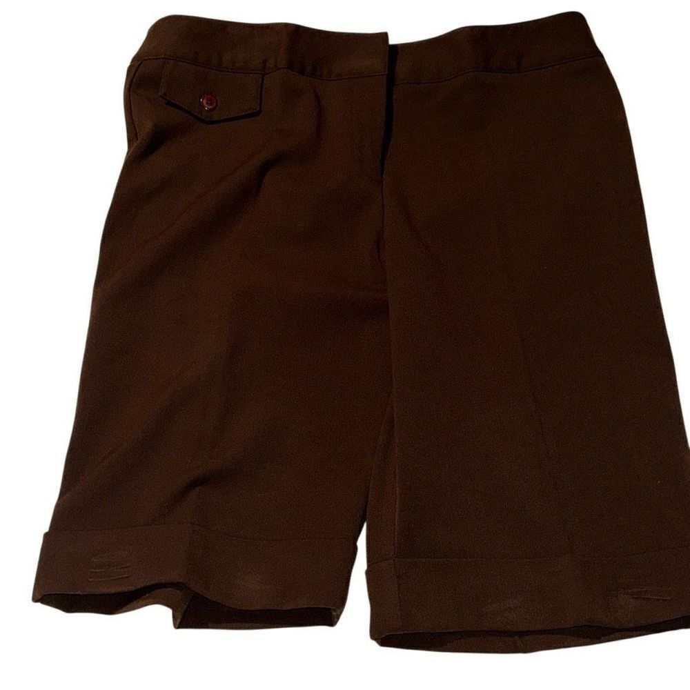 Style & Co. Brown Flat Front Cuffed Stretch Bermuda Shorts Ladies Size 12